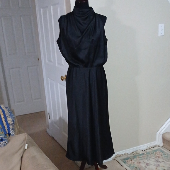 PrettyGarden Dresses & Skirts - Chic Black Sleeveless Maxi Dress